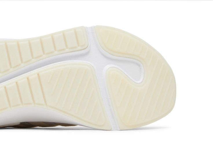 Кроссовки Adidas Wmns ZNSARA 'Off White Bright Red'