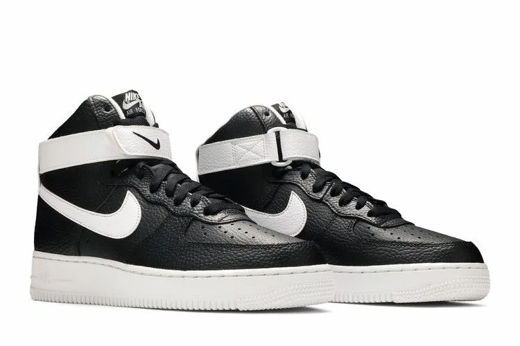 Krossovki-Nike-Air-Force-1-07-High-Black-White-7