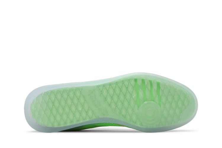 daniel-moon-x-club-c-legacy-solar-green-gy5329_03