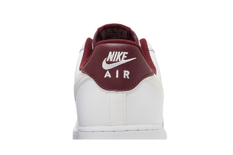 Кроссовки Nike Air Force 1 '07 'White Dark Beetroot'