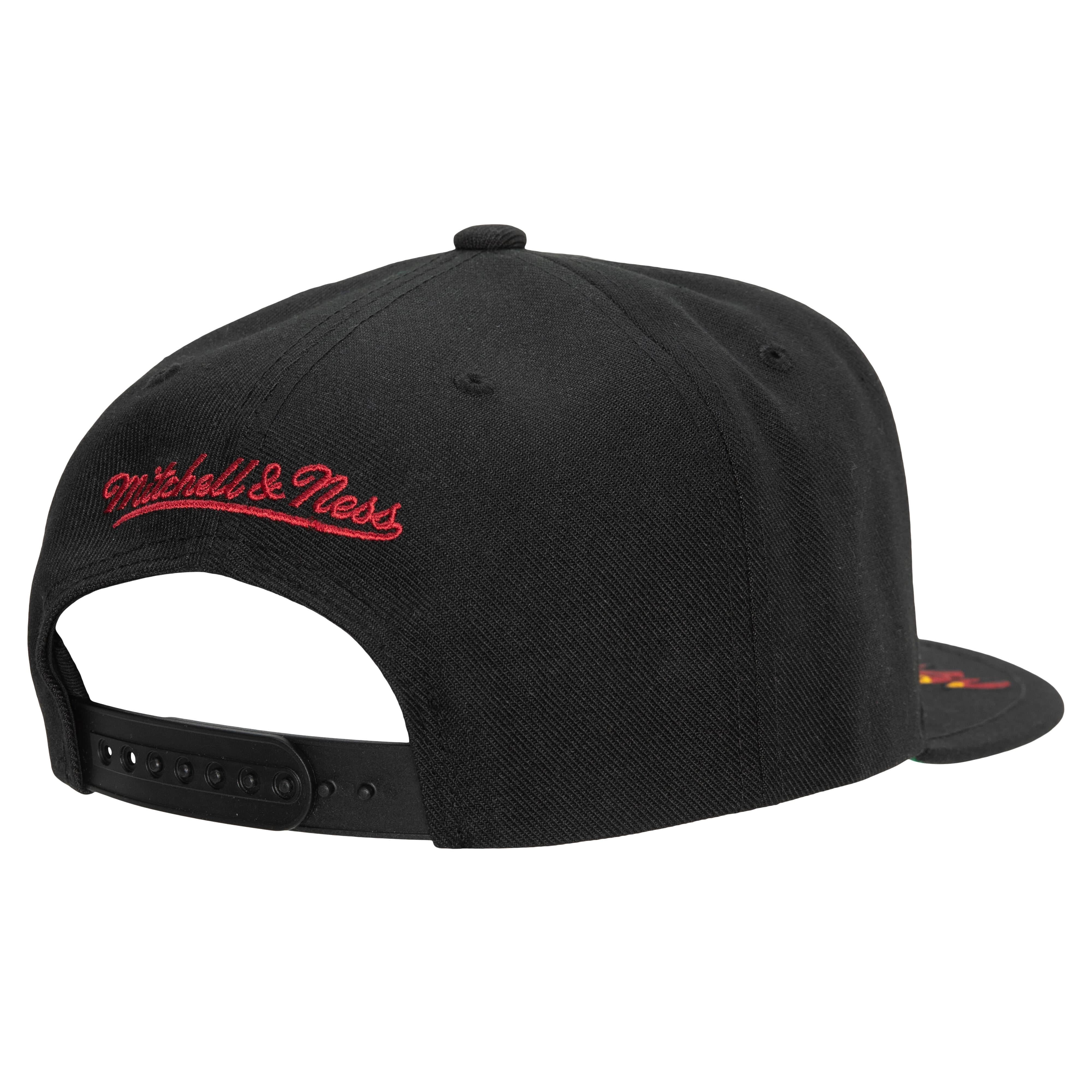 Бейсболка Mitchell & Ness Front Loaded Snapback HWC Miami Heat Hat
