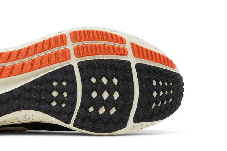 Кроссовки Nike Air Zoom Pegasus 39 'Black White Orange'