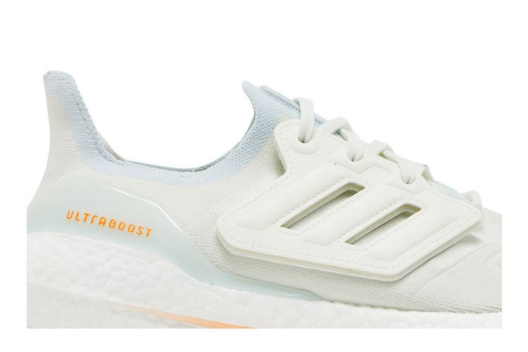 ultraboost-22-white-blue-tint-gy6227_01