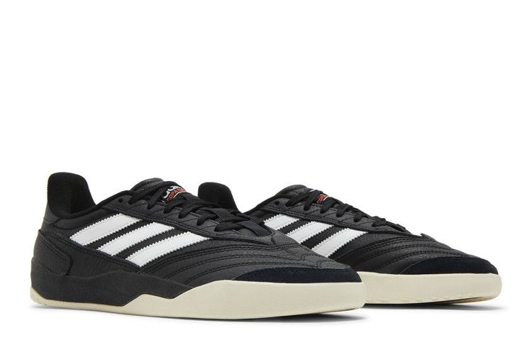 copa-nationale-black-white-fy0498_07