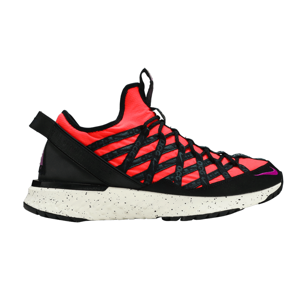 Кроссовки Nike React Terra Gobe ACG 'Bright Crimson'