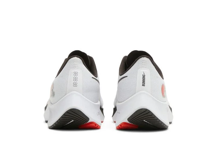 Krossovki-Nike-Air-Zoom-Pegasus-37-Cleveland-Browns-5