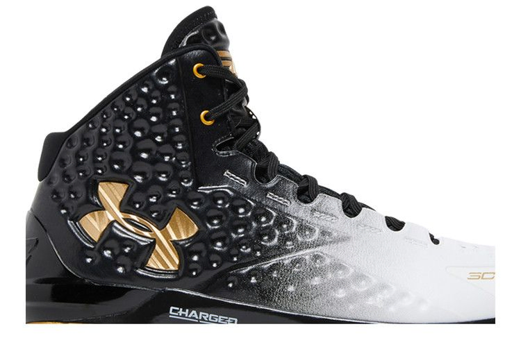 Кроссовки Under Armour Curry 1 Retro 'MVP' 2022