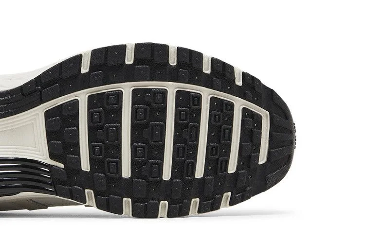 Krossovki-Nike-P-6000-Platinum-Tint-Black-4