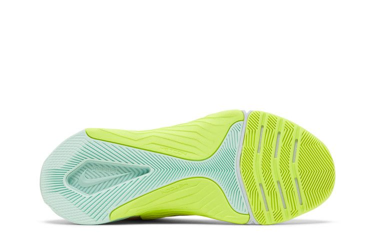 wmns-metcon-8-arctic-orange-volt-do9327-800_03