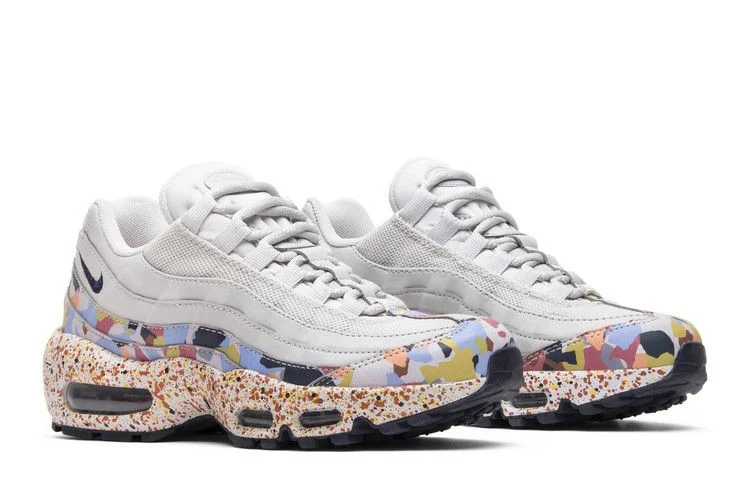 Krossovki-Nike-Wmns-Air-Max-95-SE-Vast-Grey-7