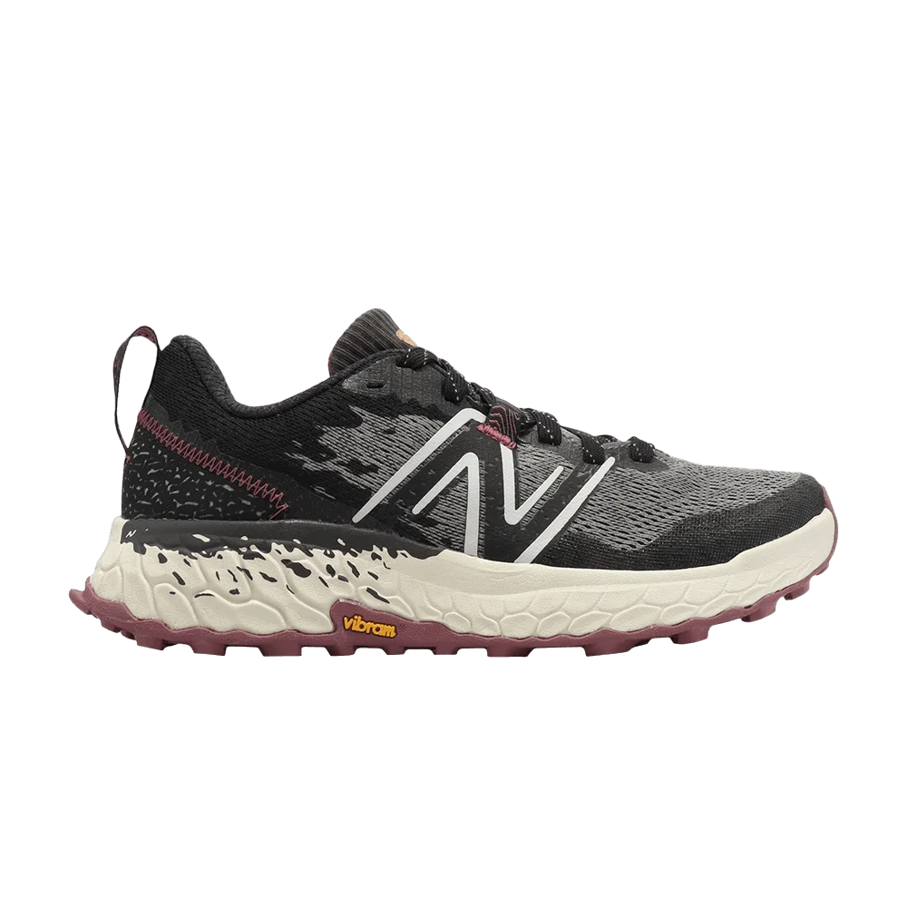 Krossovki-New-Balance-Wmns-Fresh-Foam-X-Hierro-v7-Wide-Castlerock-Raisin
