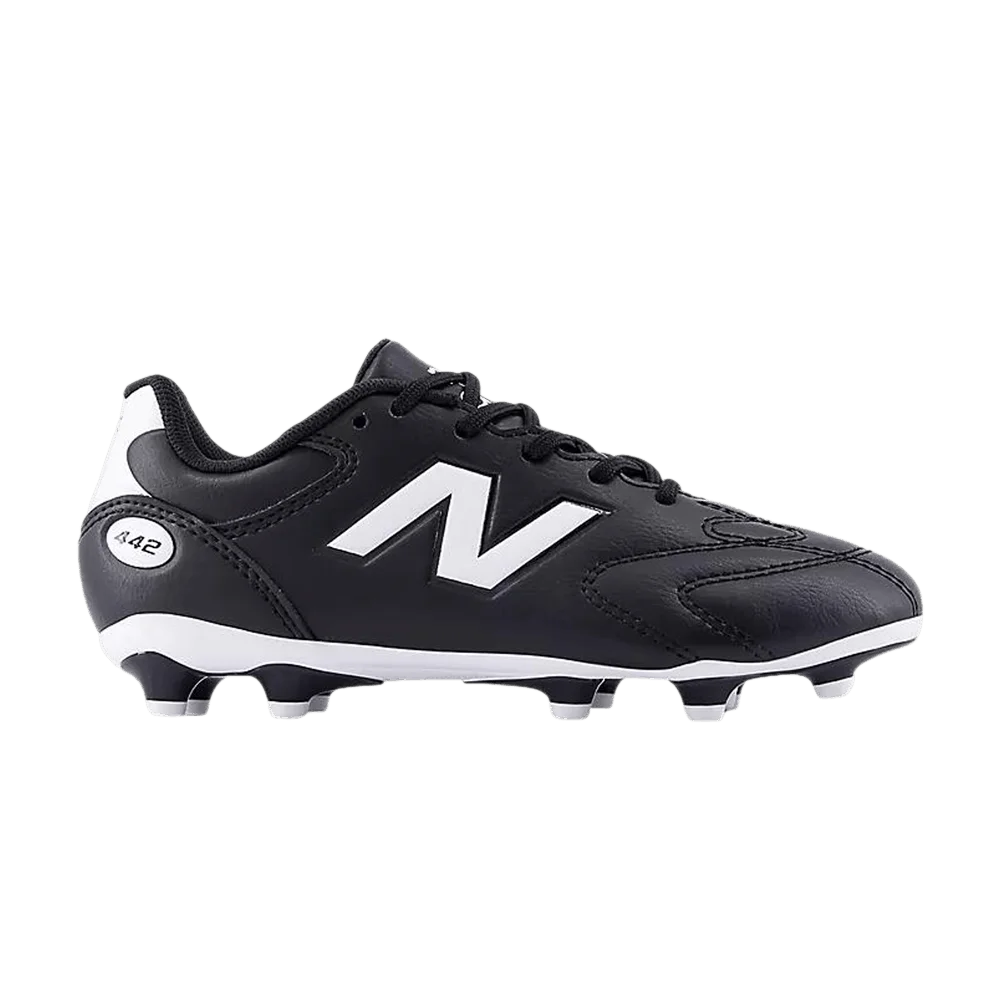 Krossovki-New-Balance-442-Team-FG-V3-Big-Kid-Black-White