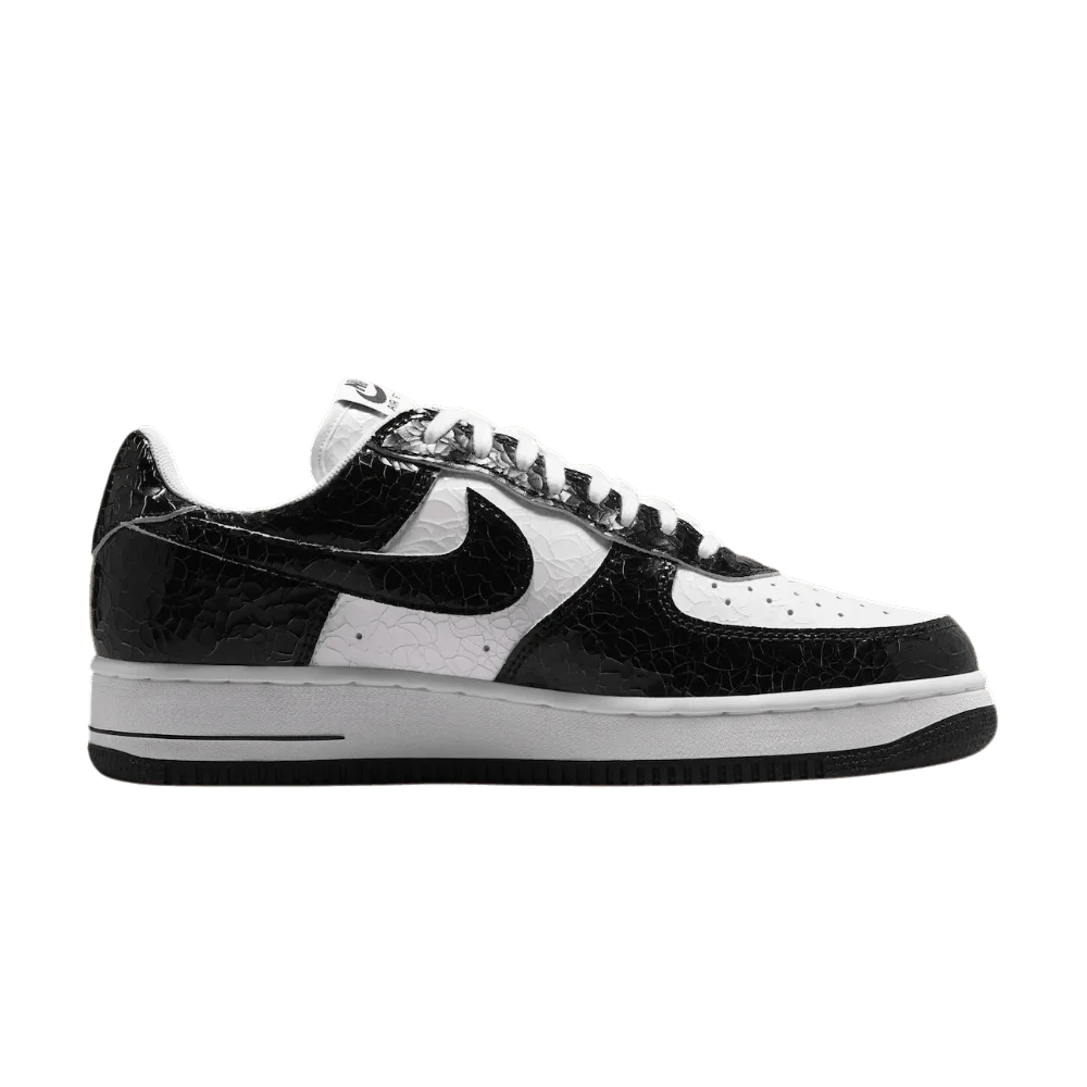 Krossovki-Nike-Air-Force-1-01-Cracked-Leather-Pack-Menta-White