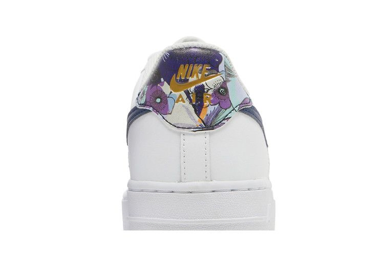 air-force-1-low-lv8-gs-white-floral-dm3089-100_06