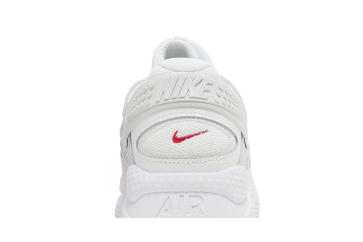 air-huarache-runner-photon-dust-university-red-dz3306-102_05