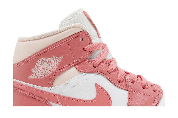 Кроссовки Wmns Air Jordan 1 Mid 'Strawberries and Cream'