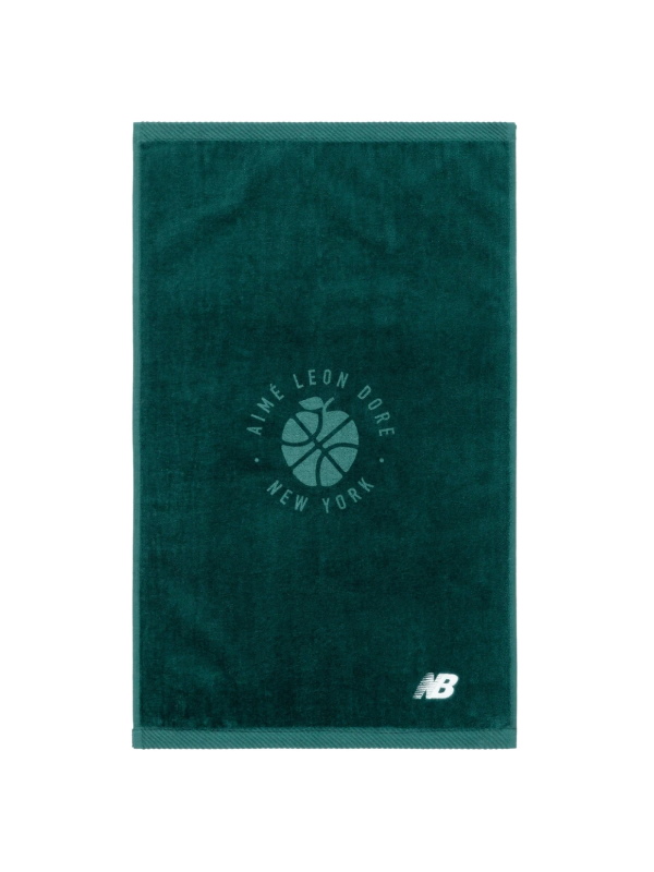 Aime-Leon-Dore-x-New-Balance-Game-Towel-Green