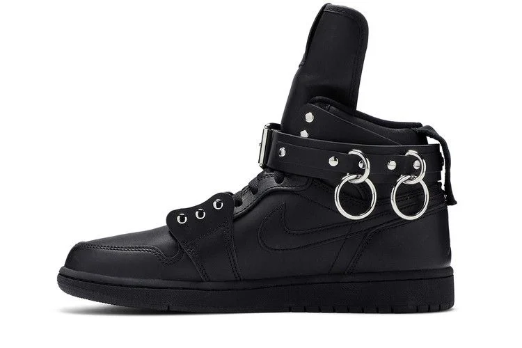 Кроссовки Comme des Garçons x Air Jordan 1 Retro Strap High 'Black'
