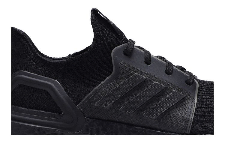 Кроссовки adidas UltraBoost 19 'Triple Black'