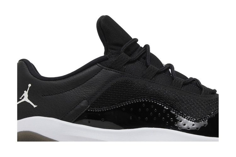 air-jordan-11-cmft-low-black-white-fn6787-010_01