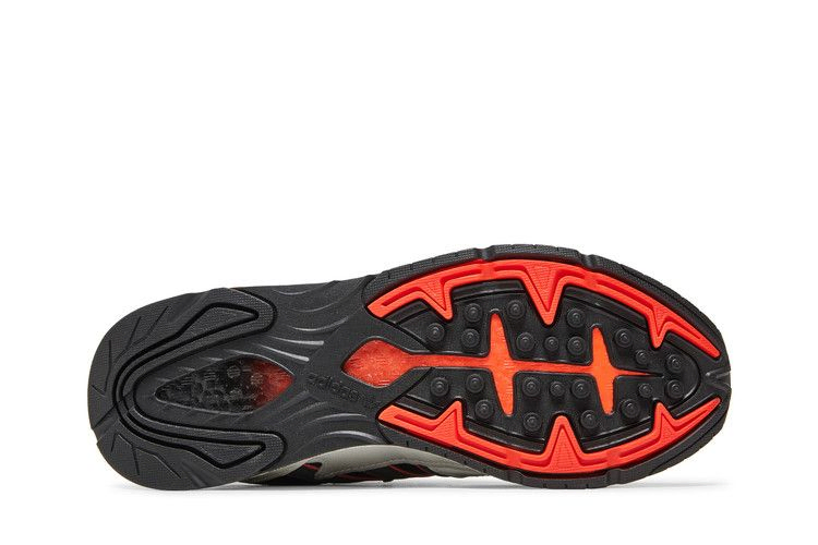 Кроссовки adidas Tresc Run 'Core Black Solar Red'