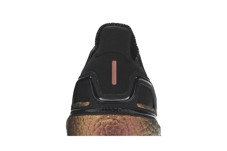 wmns-ultraboost-20-black-signal-pink-fv8340_06