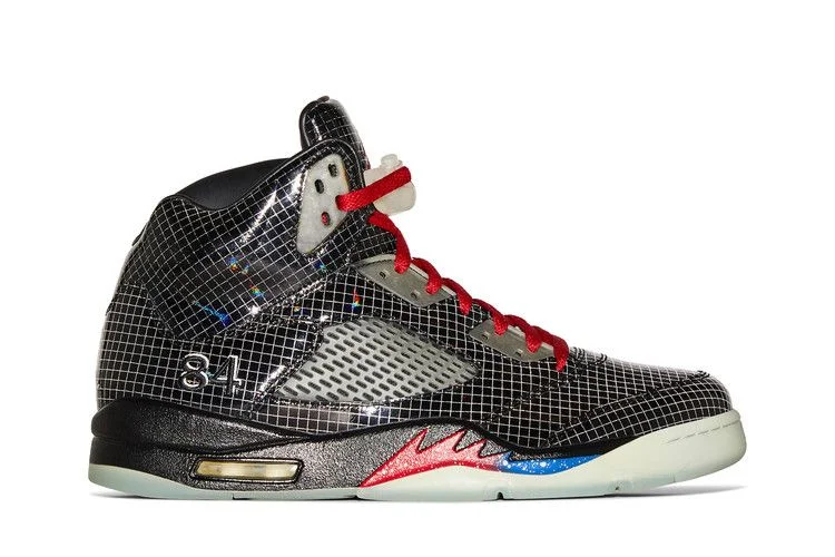 Krossovki-Transformers-x-Air-Jordan-5-Retro-Black-Ops-Sample-8