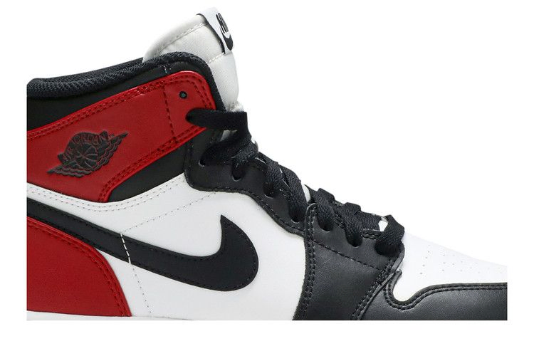 Кроссовки Air Jordan 1 Retro High OG GS 'Black Toe' 2013