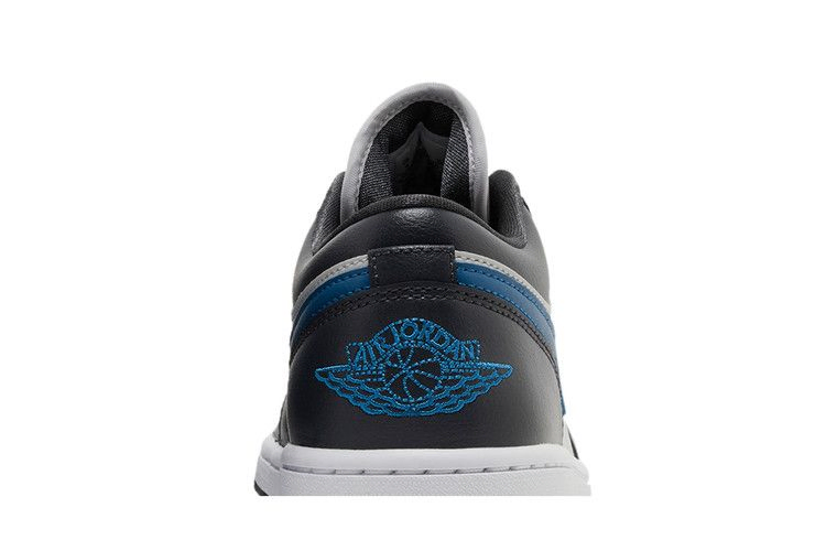 Кроссовки Wmns Air Jordan 1 Low 'Anthracite Industrial Blue'