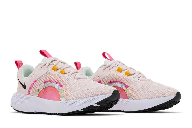Krossovki-Nike-Wmns-React-Escape-Run-2-Premium-Light-Soft-Pink-7