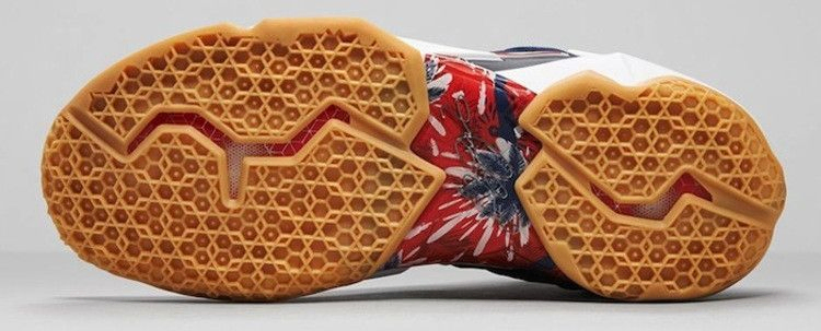 Кроссовки Nike LeBron 11 'Independence Day'