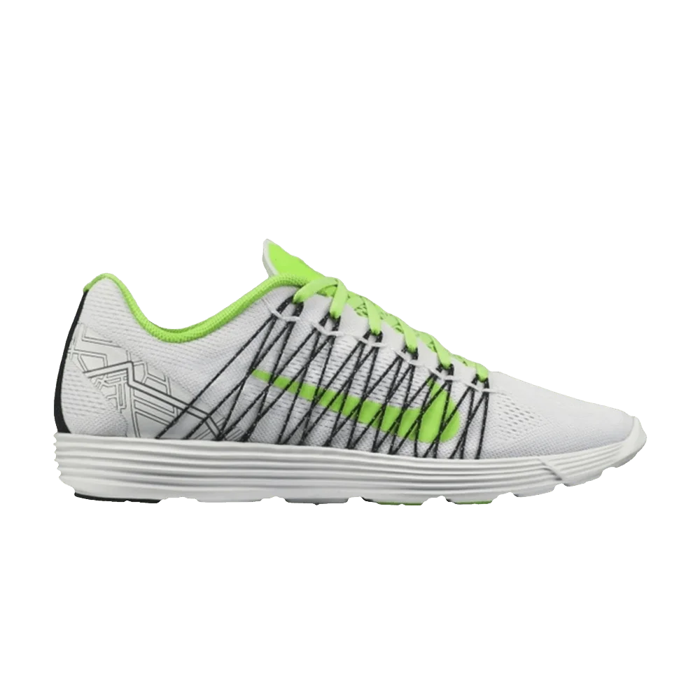 Krossovki-Nike-Lunaracer-3-Stronger-Every-Run