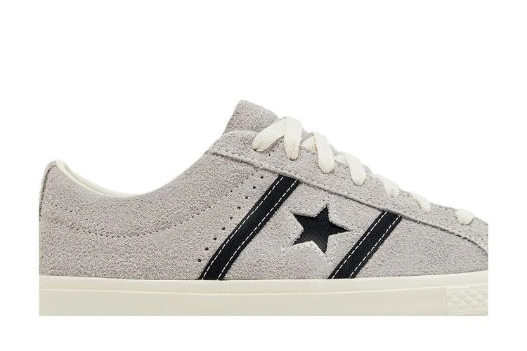 Krossovki-Converse-One-Star-Academy-Pro-Suede-Totally-Neutral-Black-1