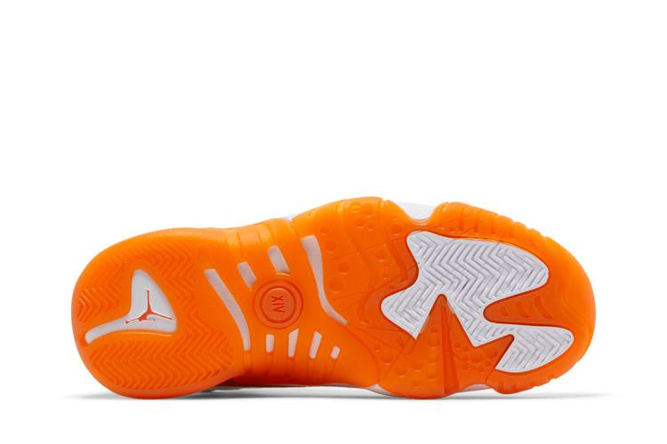 wmns-jumpman-two-trey-starfish-dr9631-180_03