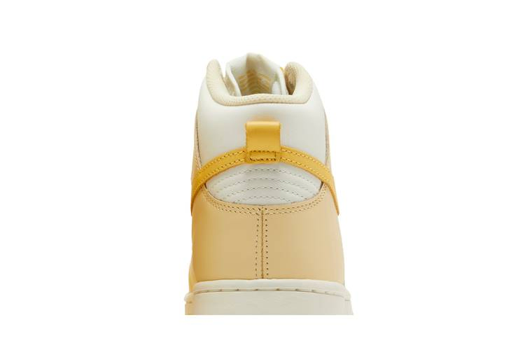 Кроссовки Nike Wmns Dunk High 'Pale Vanilla Topaz'