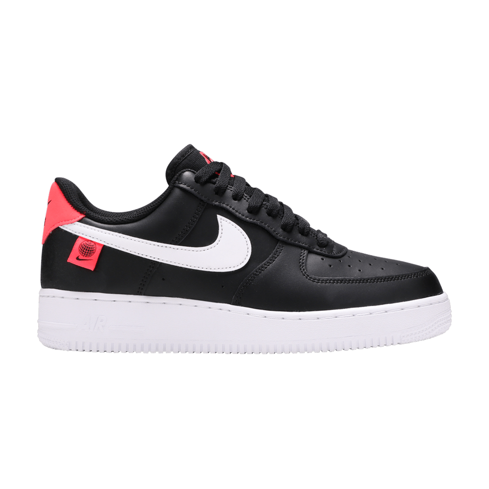 air-force-1-07-low-worldwide-pack-black-flash-crimson-ck7648-001