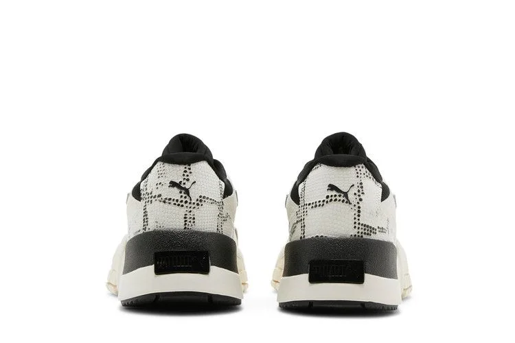 Krossovki-Puma-Wmns-Hedra-Snake-4