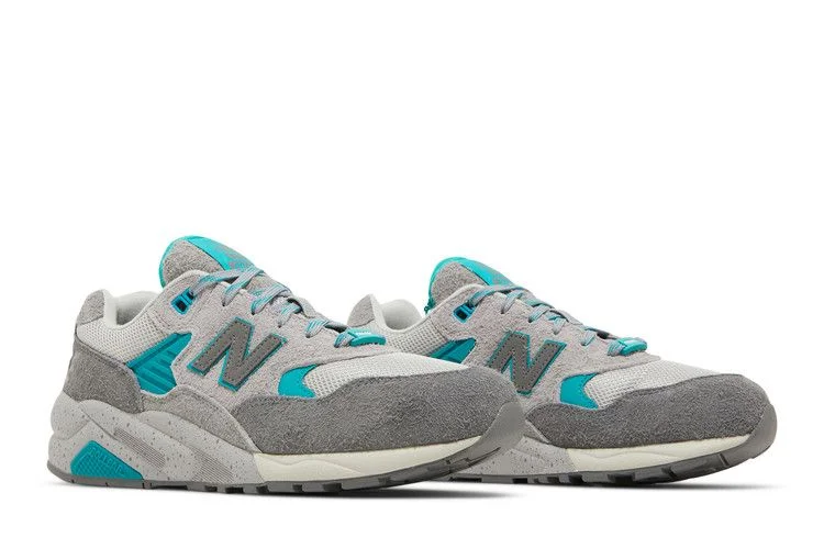 Krossovki-Palace-x-New-Balance-580-Gargoyle-Lapis-Blue-7