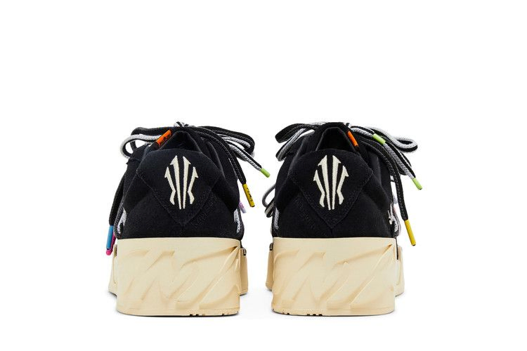 Кроссовки Anta Kai Hélà Style 'Roots Pack - Black'