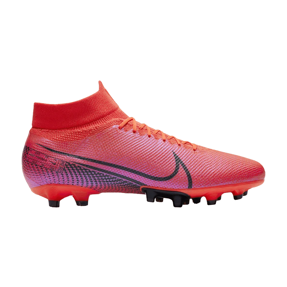 Krossovki-Nike-Mercurial-Superfly-7-Pro-AG-Pro-Future-Lab-Laser-Crimson