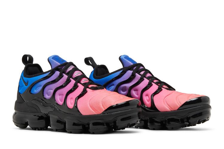 wmns-air-vapormax-plus-cotton-candy-gradient-dx2746-400_07