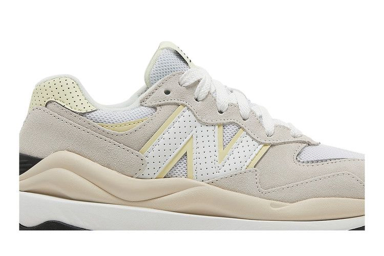 Кроссовки New Balance Wmns 57/40 'Gold Aspen'