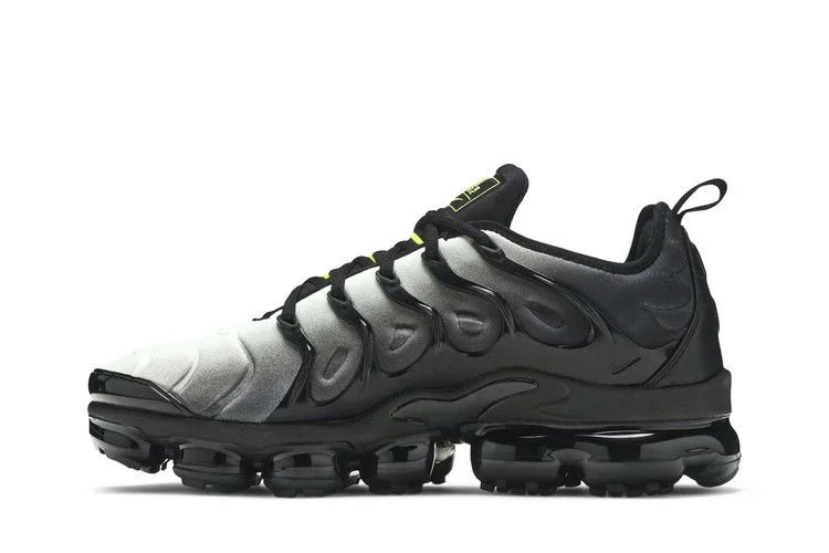 Кроссовки Nike Air VaporMax Plus 'Neon'