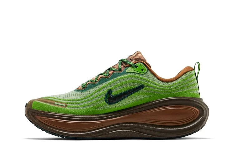 Krossovki-Nike-Wmns-Vomero-Plus-Doernbecher-2026-2
