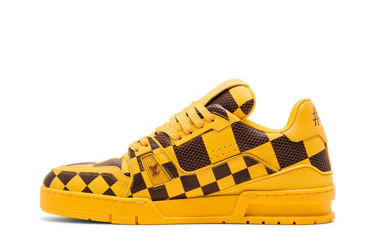 louis-vuitton-trainer-damier-pop-yellow-1acn4j_02