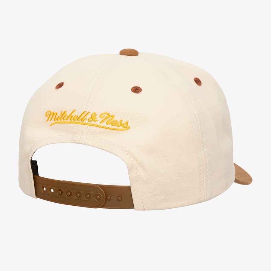 Бейсболка Mitchell & Ness Cream Boston Bruins Vintage Hockey Horizon Pro Crown Snapback Hat