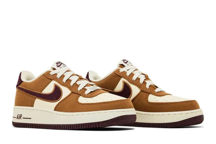 Krossovki-Nike-Air-Force-1-LV8-GS-Notebook-Doodle-Pack-Light-British-Tan-7