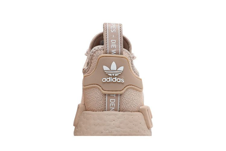 wmns-nmd_r1-ash-pearl-gx2593_06
