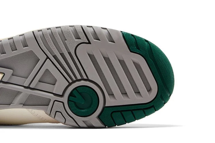 Krossovki-New-Balance-550-Big-Kid-Sea-Salt-Pack-Marsh-Green-4