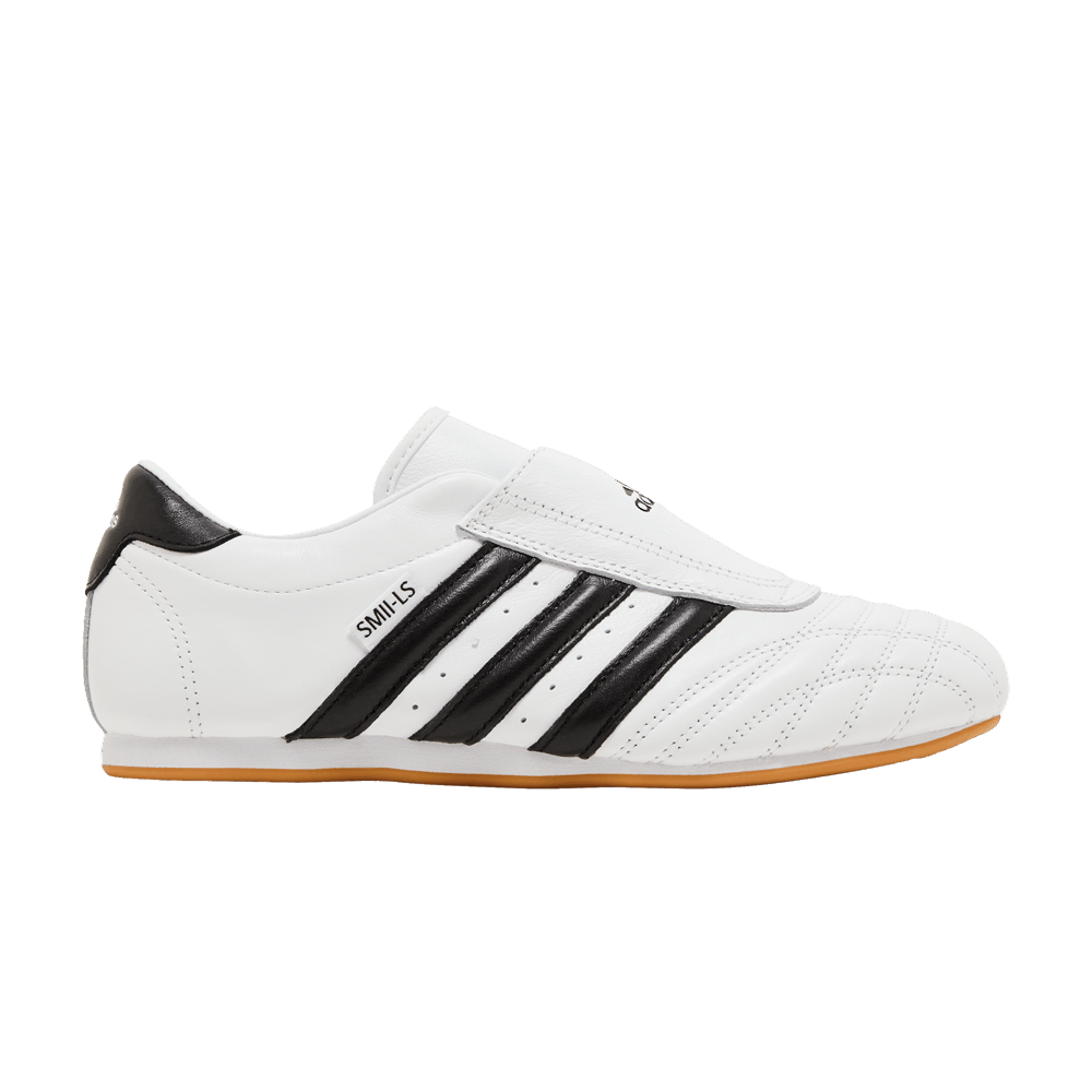 wmns-taekwondo-white-black-gum-jq4774